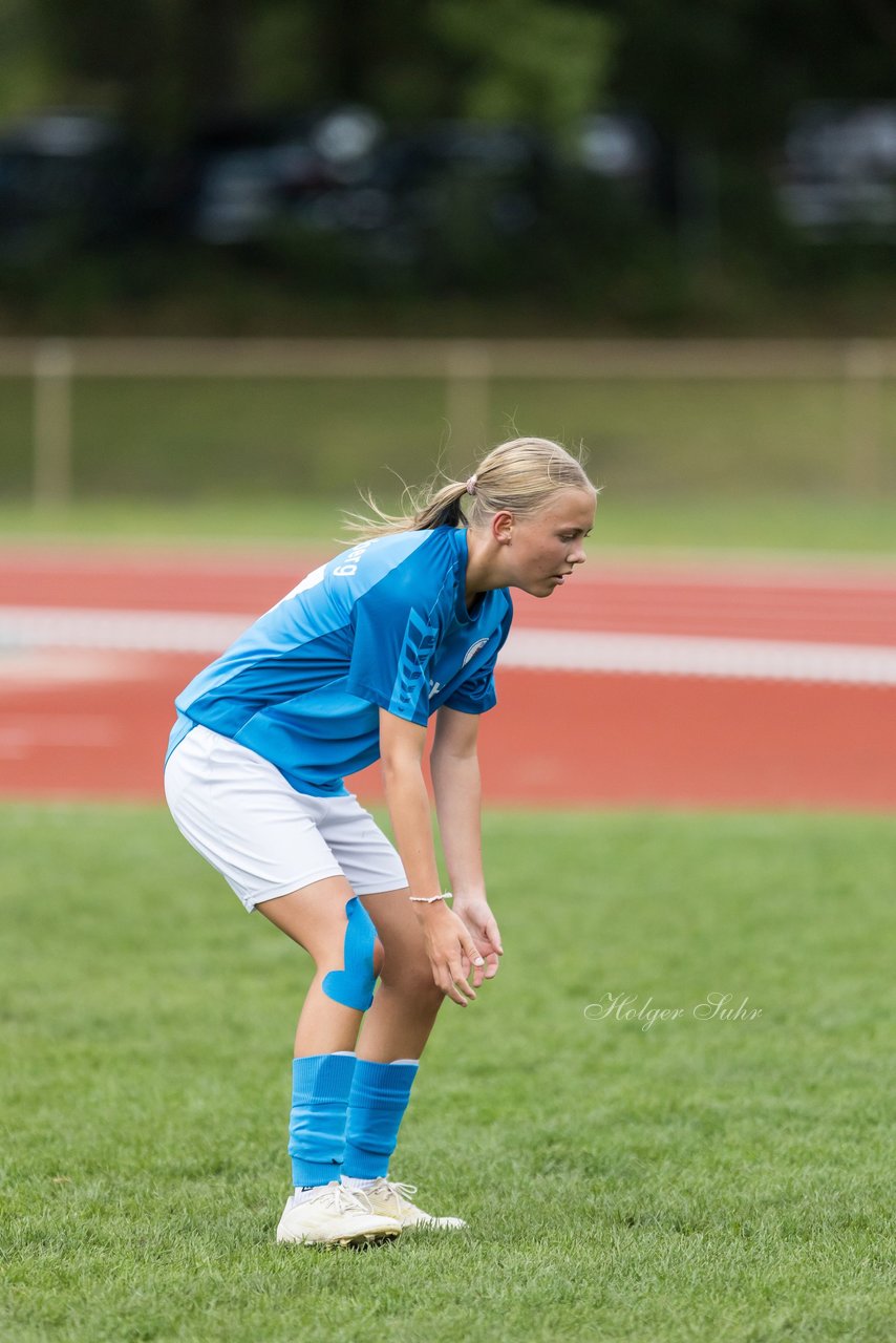 Bild 340 - wBJ VfL Pinneberg - Germania Schnelsen : Ergebnis: 15:1